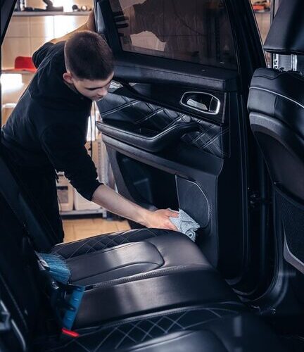 How to Keep Your Car Organized and Clean Every Day